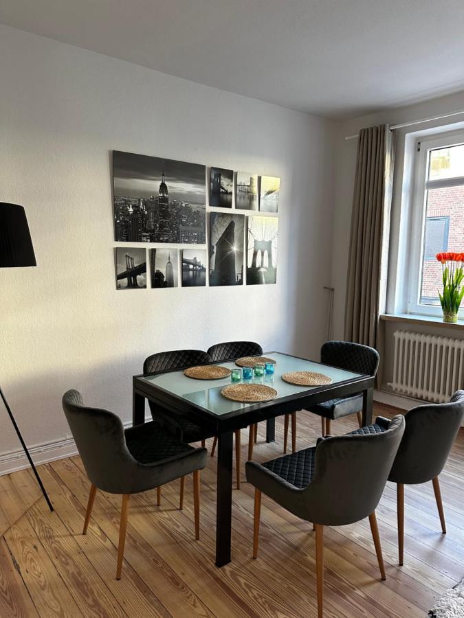 Apartment Grosszuegige 3-zimmer Altbauwohnung